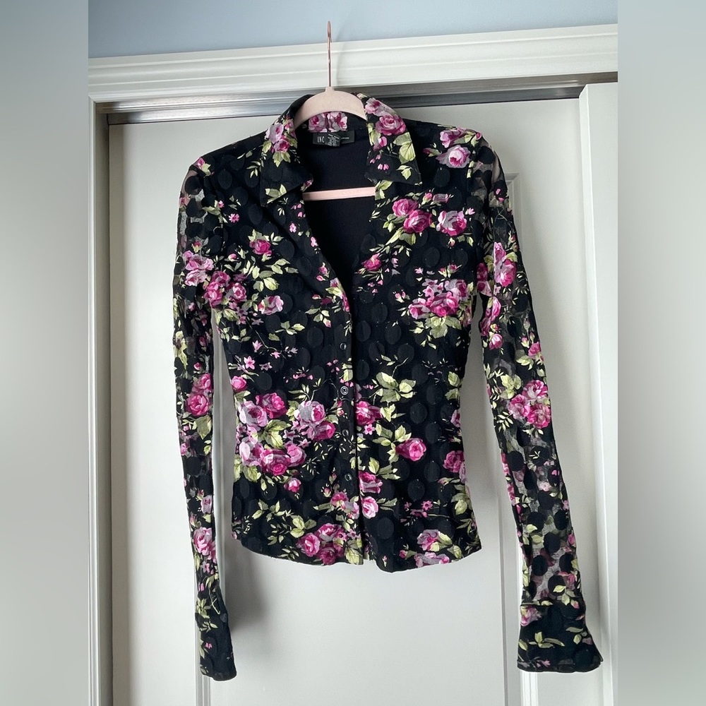 Women’s Floral Long Sleeve Button Up